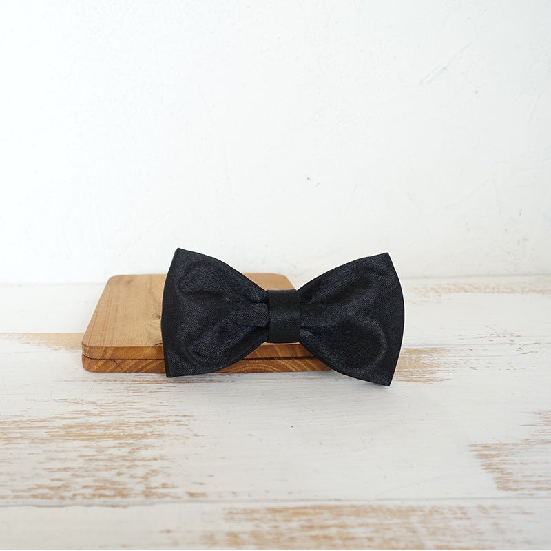 DoggySet: Black Elegant Collar and leash (bowtie included)